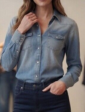 Stunning JCrew J. Crew Premium Demin Jean Button Down Everyday Shirt Sz Size 12